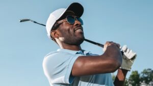 Three ways to stretch to improve your golf swing