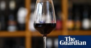 Moderate drinking not better for health than abstaining, analysis suggests | Health Moderate drinking not better for health than abstaining, analysis suggests | Health