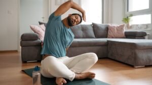 A flexibility expert says this 20-minute routine can open up your hips and ease stiffness in your neck and spine A flexibility expert says this 20-minute routine can open up your hips and ease stiffness in your neck and spine