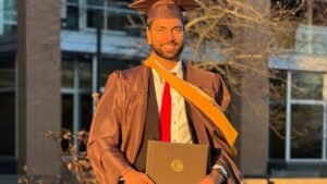 26-year-old man ID’d after drowning while swimming with friends at state park near Zion 26-year-old man ID’d after drowning while swimming with friends at state park near Zion