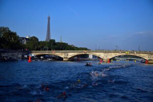River Seine remains unsafe for swimming, but Paris mayor vows to ‘dive in next week’ River Seine remains unsafe for swimming, but Paris mayor vows to ‘dive in next week’