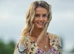 Daniela Hantuchová in Two-Piece Workout Gear Does a Deadlift