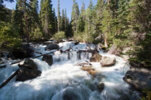 5 waterfall hikes worth taking a short trip from Denver