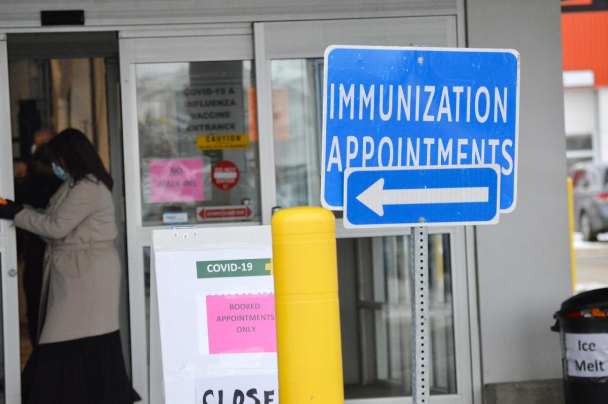 Sask. pauses COVID-19 vaccines for people outside high-risk groups until fall boosters arrive