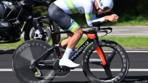 Luke Plapp undergoes abdominal surgery after nightmare Olympic ITT crash